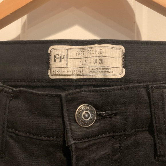 New! Free People Jeans 26 - Picture 2 of 5
